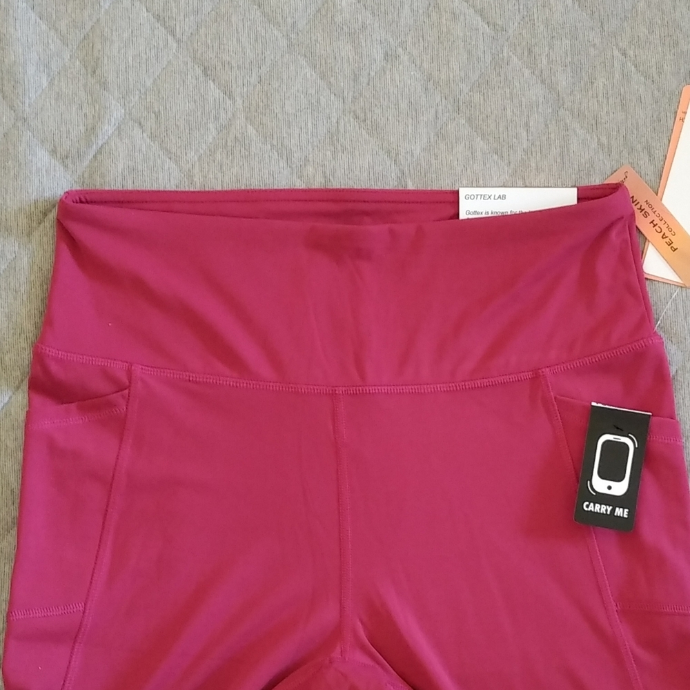 Gottex Inter-Luxe Limited Edition Capri Leggings - Picture 7 of 10